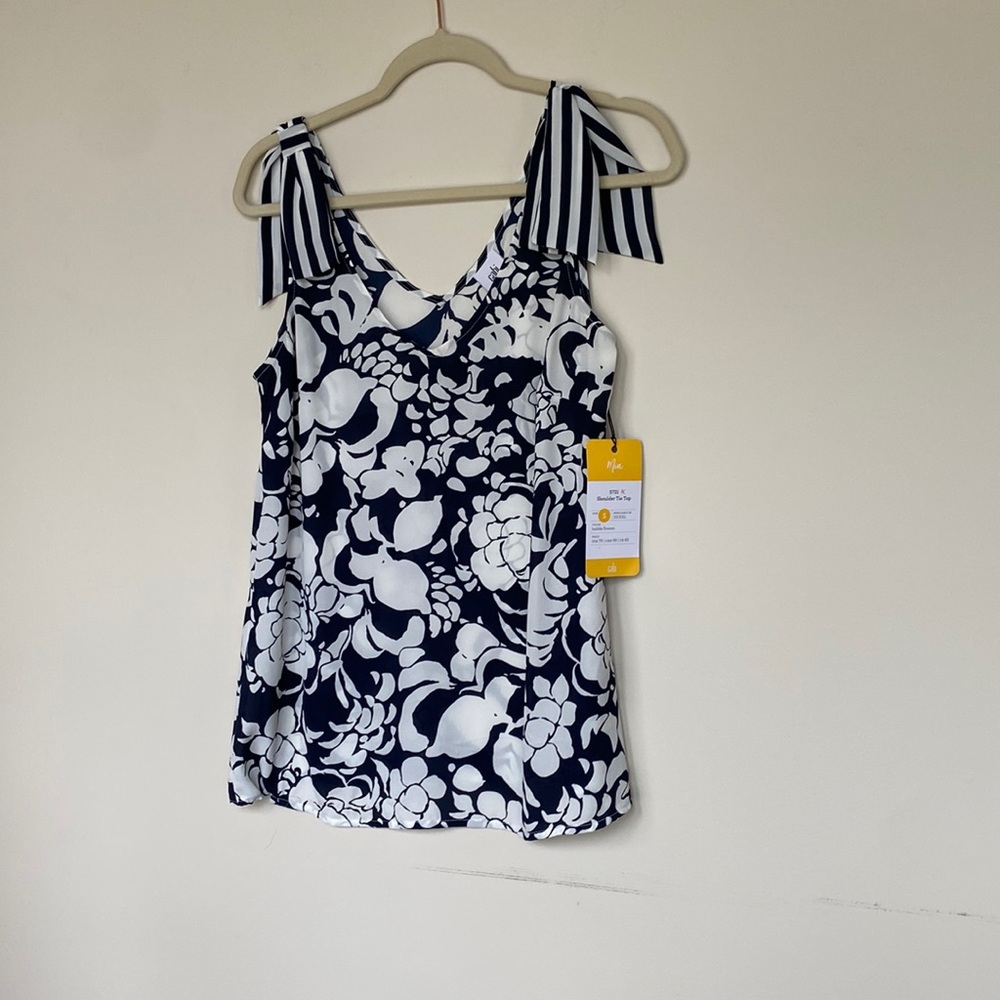 Cabi shoulder tie top